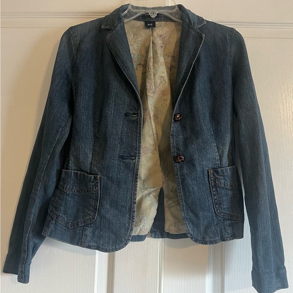GAP Jackets & Blazers - GAP Women's Denim Jacket - Blue 4